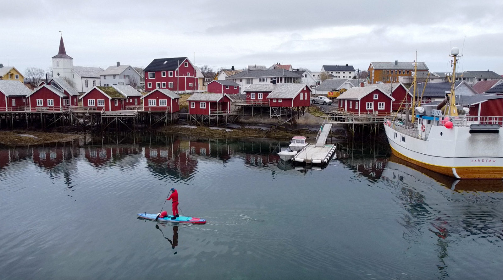 Exploring the Majestic Fjords and Wildlife of Lofoten, Norway