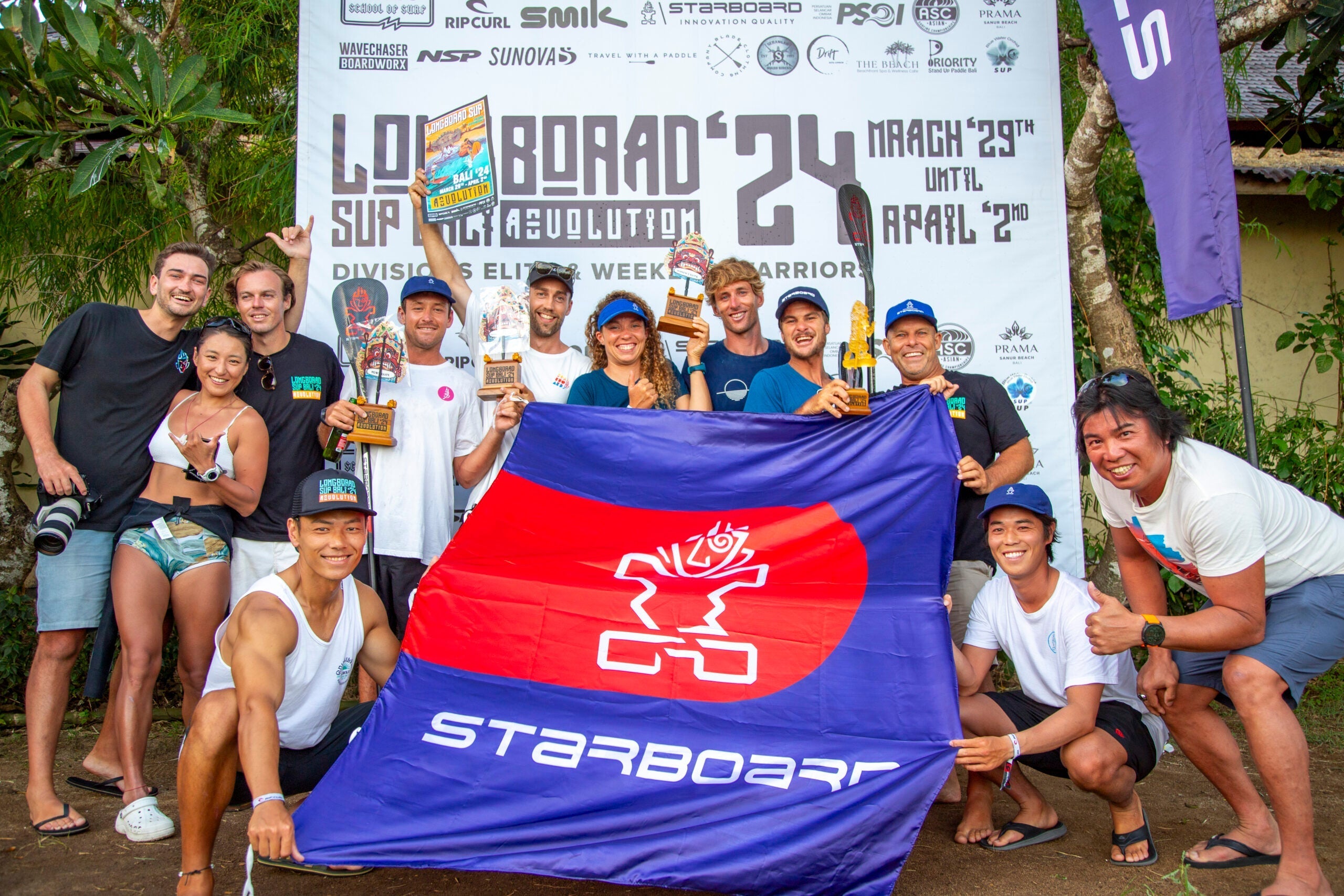 Team Starboard Smashes Longboard SUP Revolution